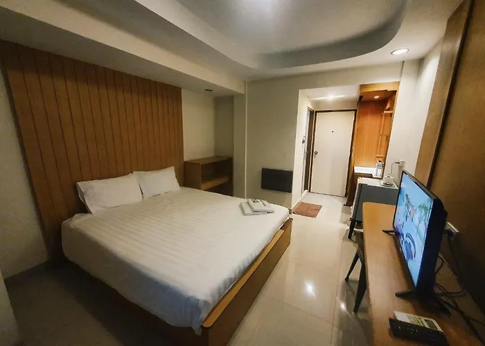 Pn Pattaya 招待所 曼谷
